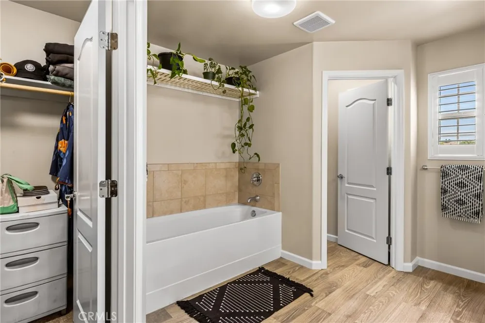 522 Playa Circle Paso Robles, CA 93446