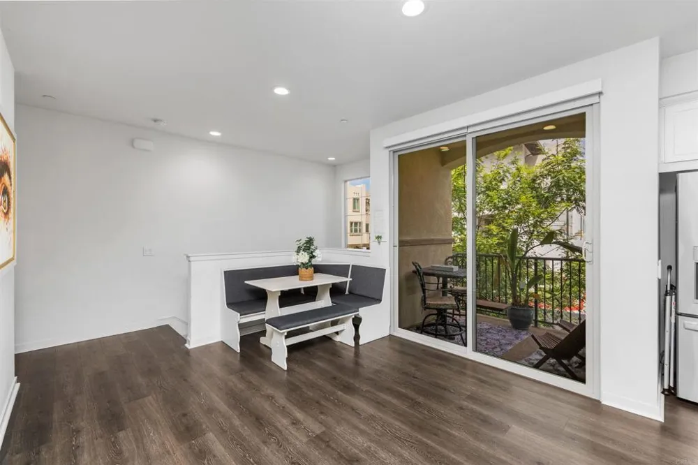 328 Waverunner Court Santee, CA 92071