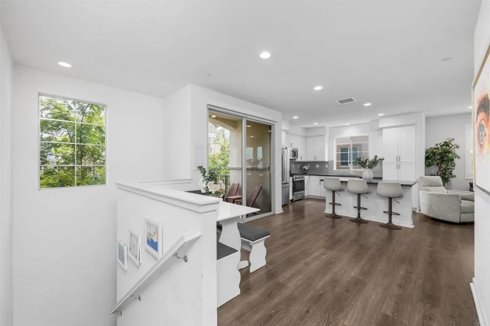 328 Waverunner Court Santee, CA 92071