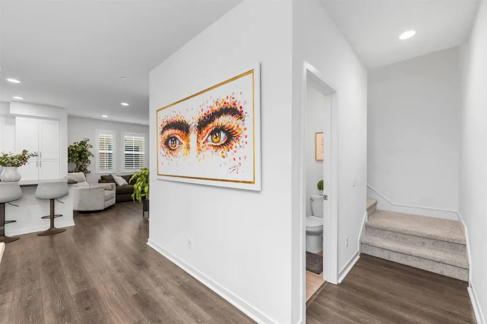 328 Waverunner Court Santee, CA 92071
