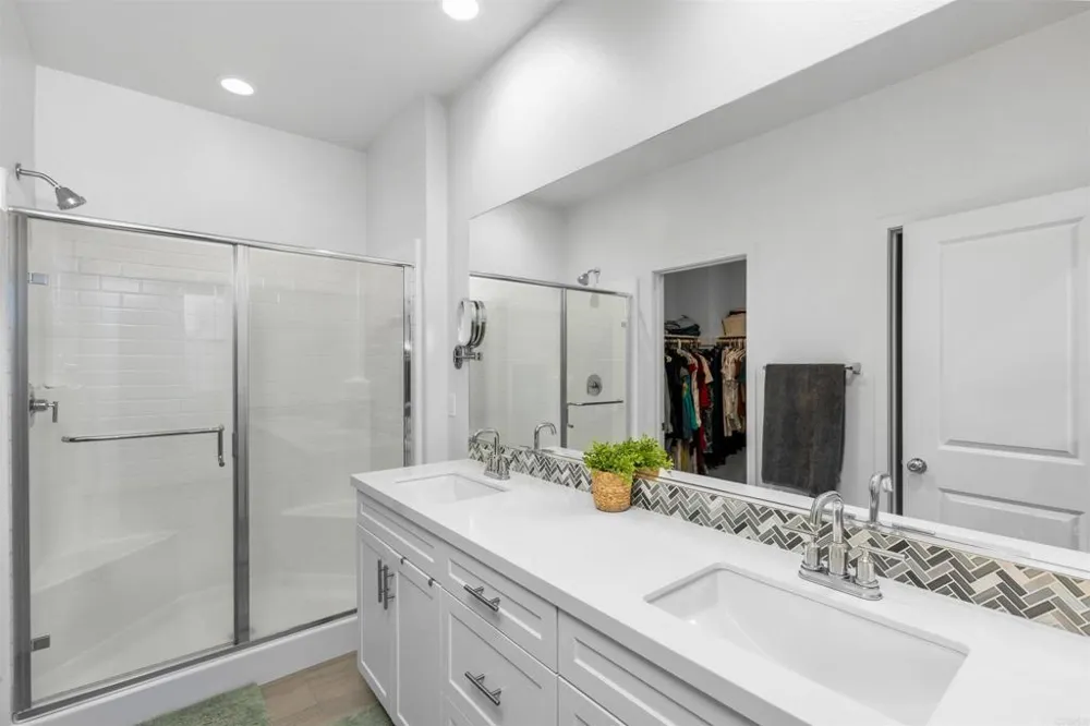 328 Waverunner Court Santee, CA 92071