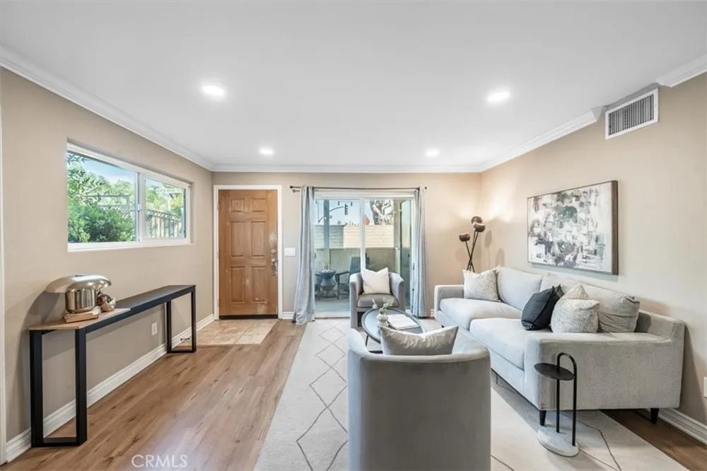 5037 Los Morros Way #70 Oceanside, CA 92057