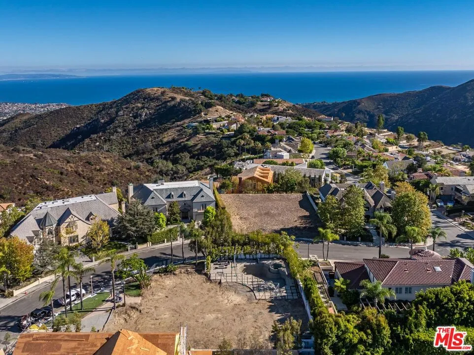 16661 Cumbre Verde Court Los Angeles, CA 90272