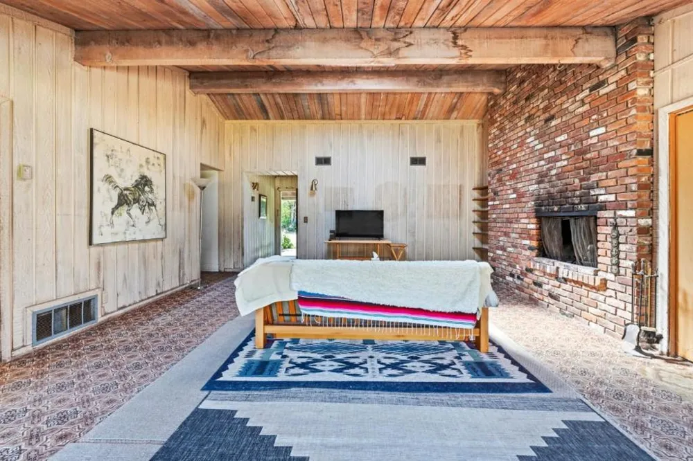 26655 Pancho Way Carmel, CA 93923