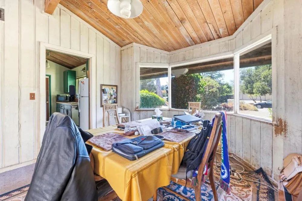26655 Pancho Way Carmel, CA 93923