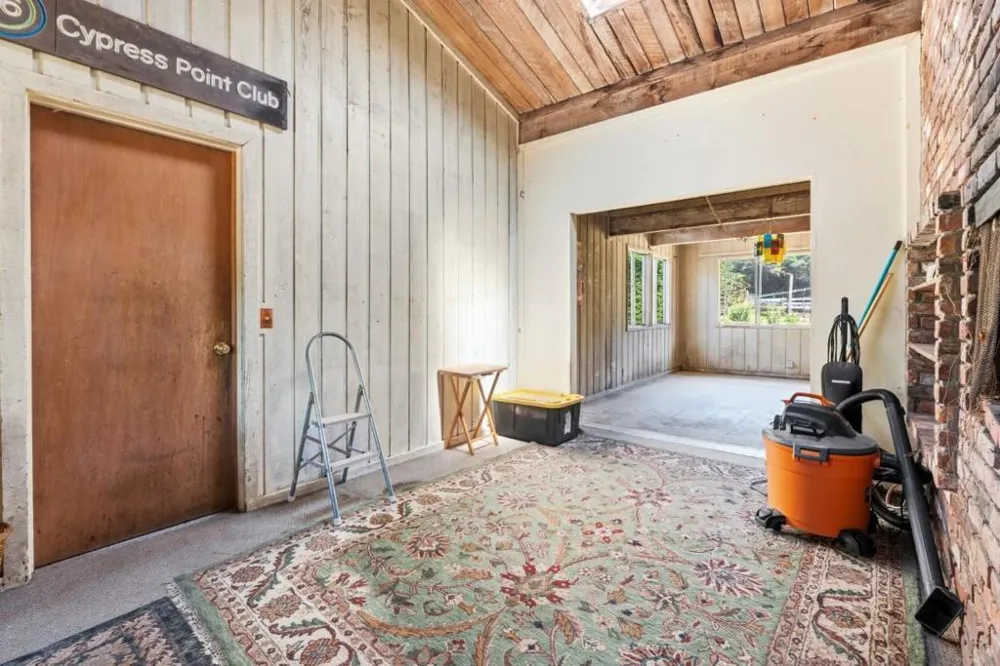 26655 Pancho Way Carmel, CA 93923