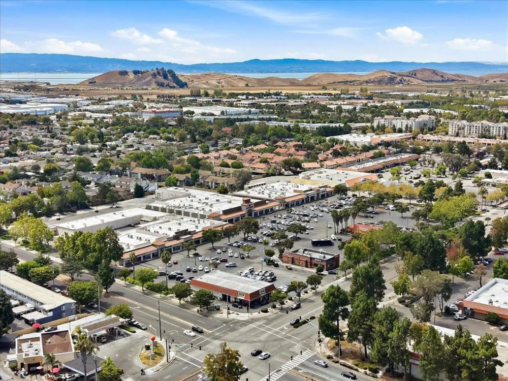 36148 Mangrove Lane Newark, CA 94560