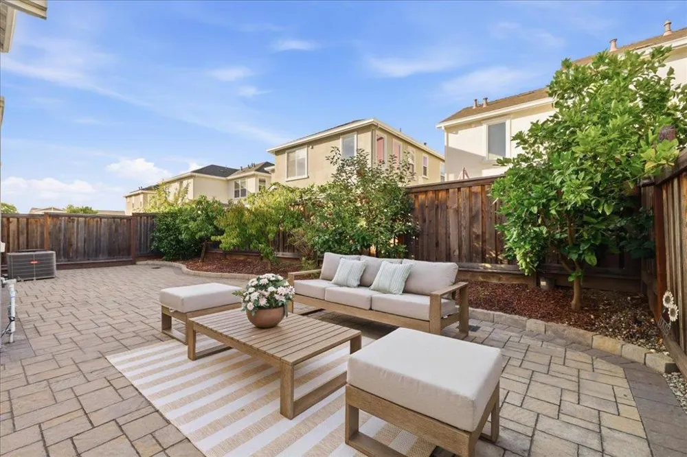 36148 Mangrove Lane Newark, CA 94560