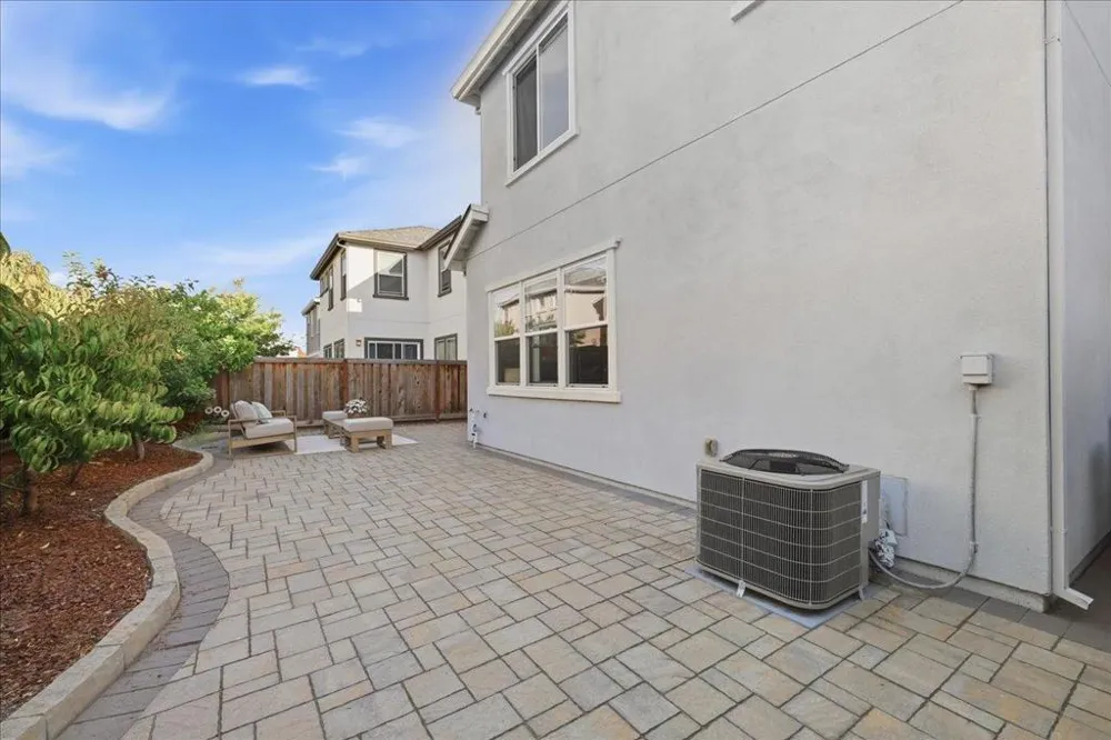 36148 Mangrove Lane Newark, CA 94560