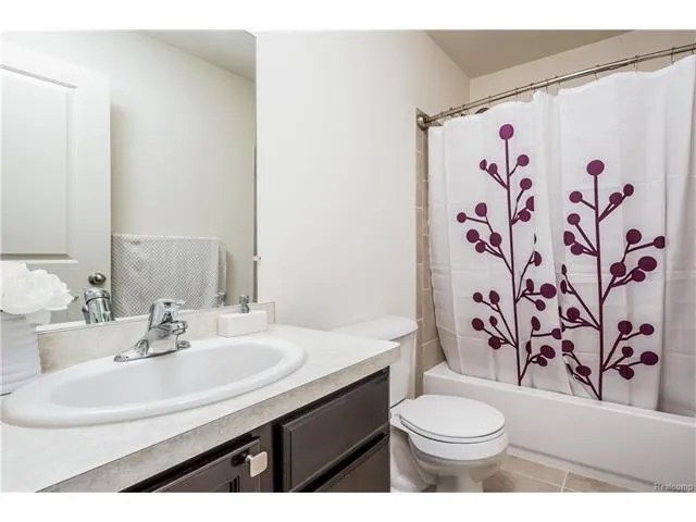 3070 Kilmer Avenue Troy, MI 48083