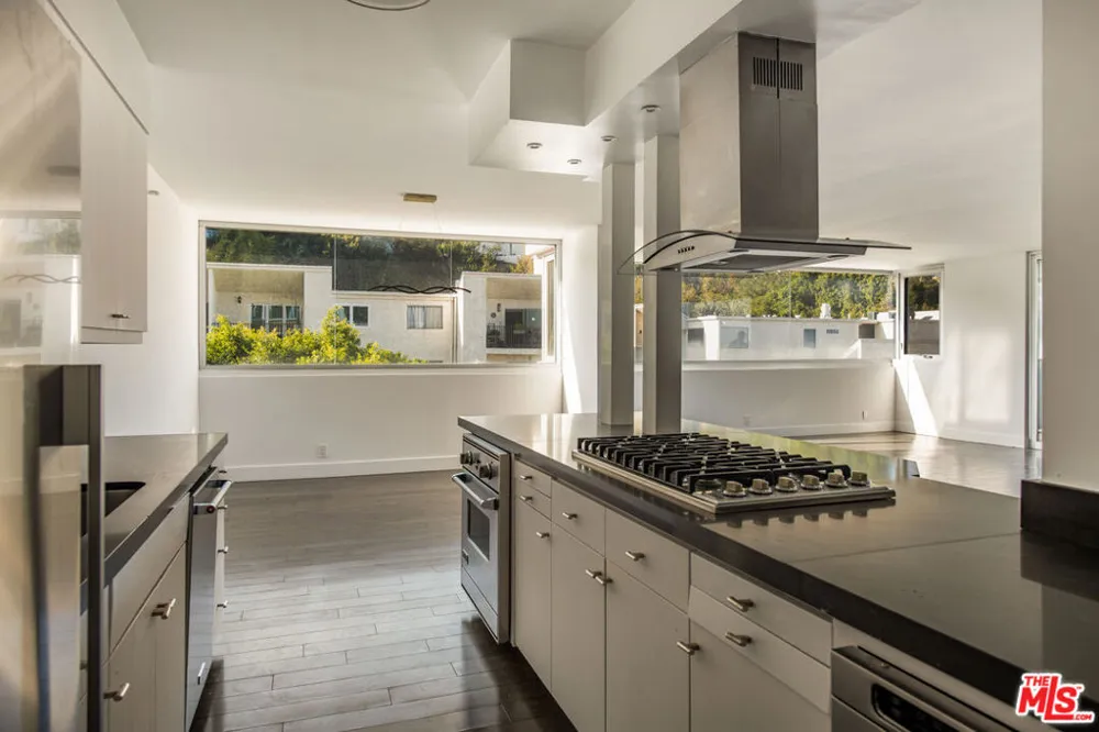 8787 Shoreham Drive #604 West Hollywood, CA 90069