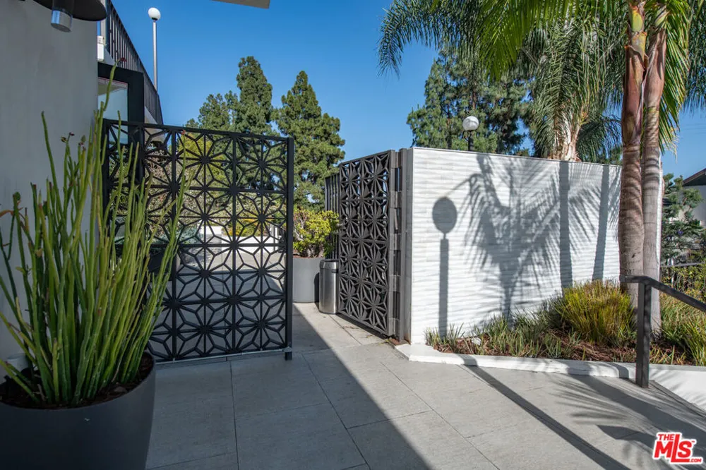 8787 Shoreham Drive #604 West Hollywood, CA 90069