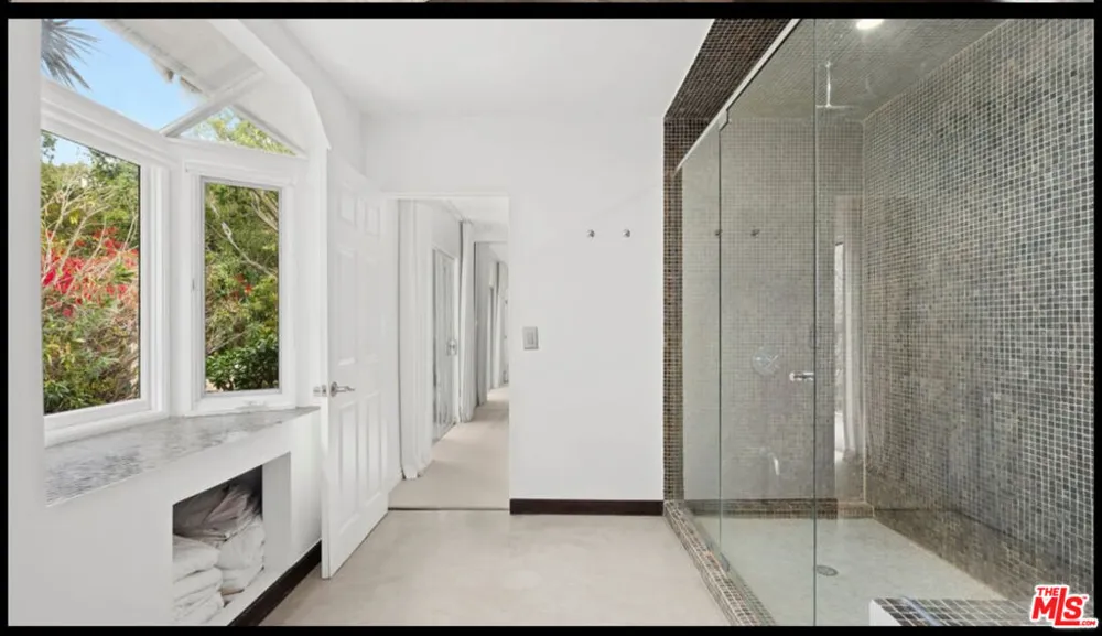 10216 Cielo Drive Beverly Hills, CA 90210