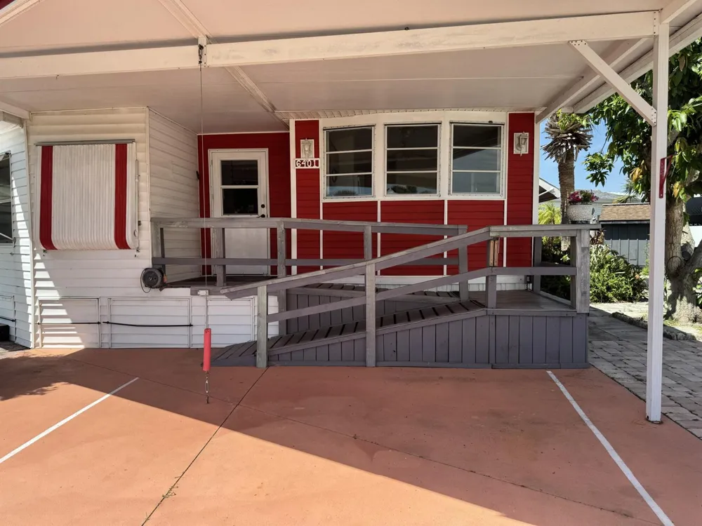 6401 SE 52ND LANE Okeechobee, FL 34974