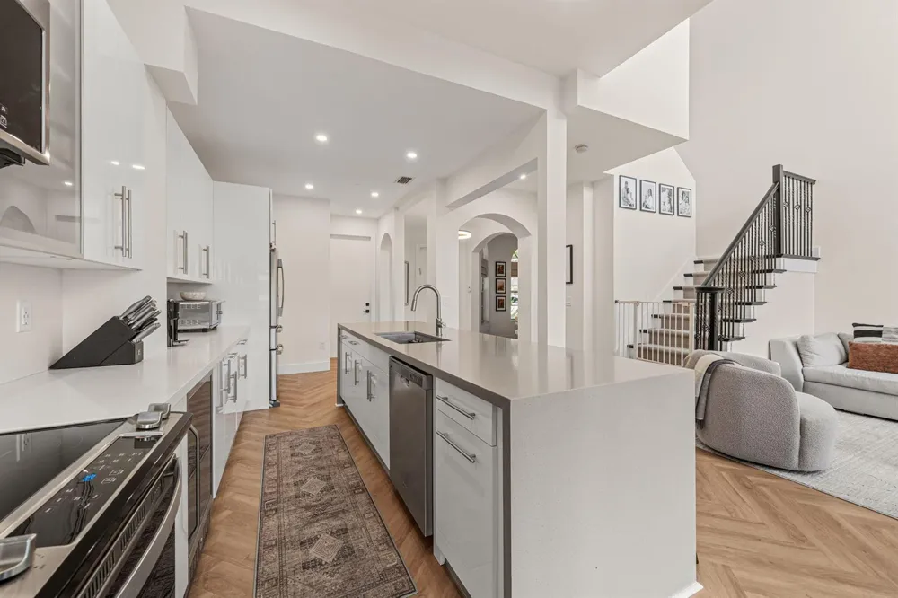 6394 BELLA CIRCLE #1004 Boynton Beach, FL 33437