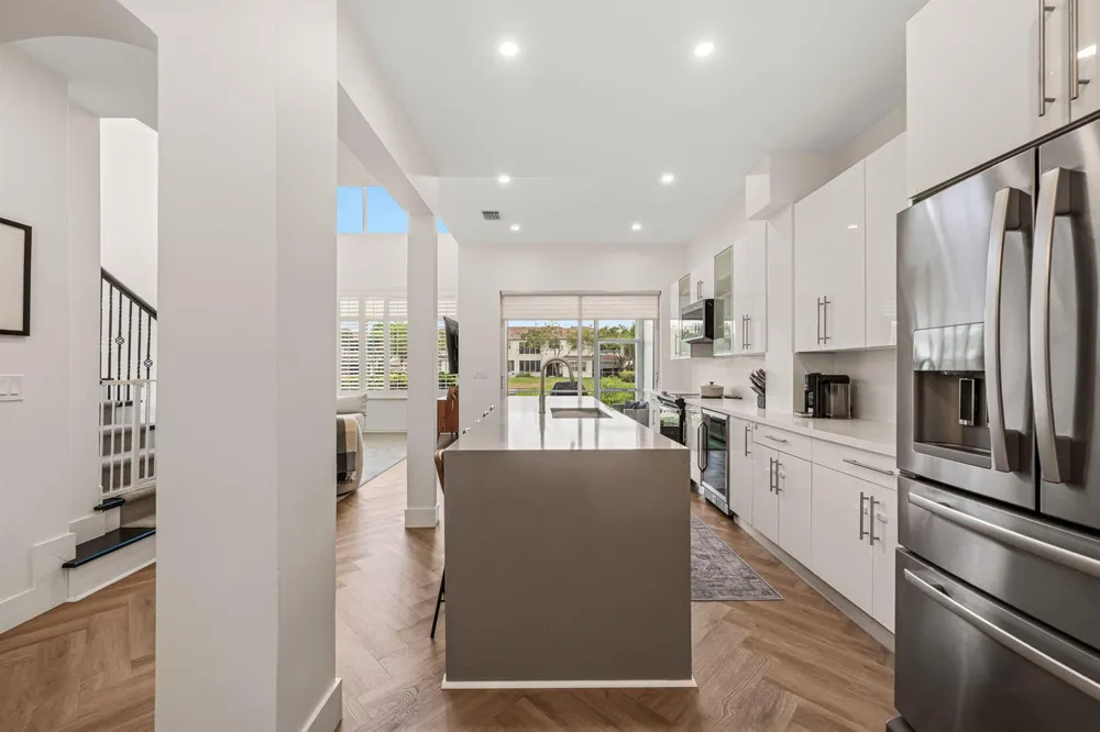 6394 BELLA CIRCLE #1004 Boynton Beach, FL 33437