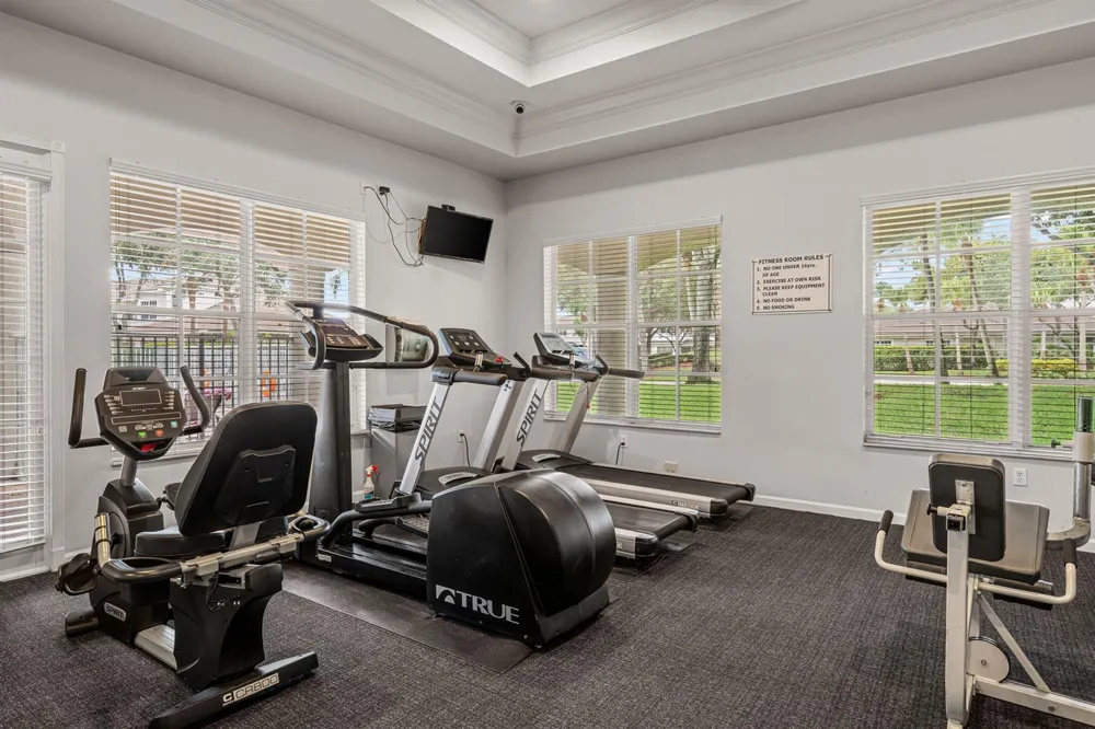 6394 BELLA CIRCLE #1004 Boynton Beach, FL 33437