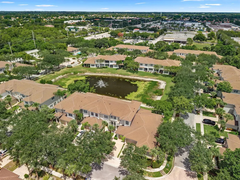 6394 BELLA CIRCLE #1004 Boynton Beach, FL 33437