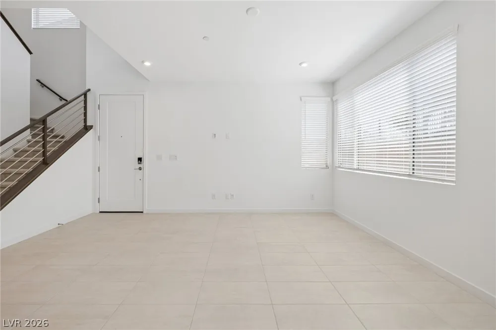 11965 Angle Cliff Avenue Las Vegas, NV 89138