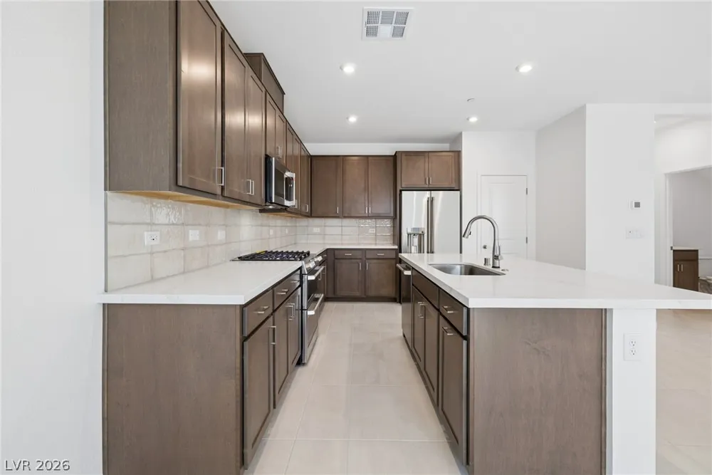 11965 Angle Cliff Avenue Las Vegas, NV 89138