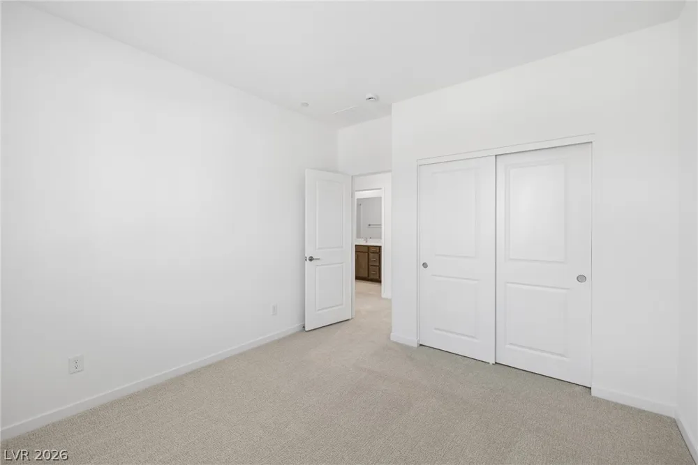 11965 Angle Cliff Avenue Las Vegas, NV 89138