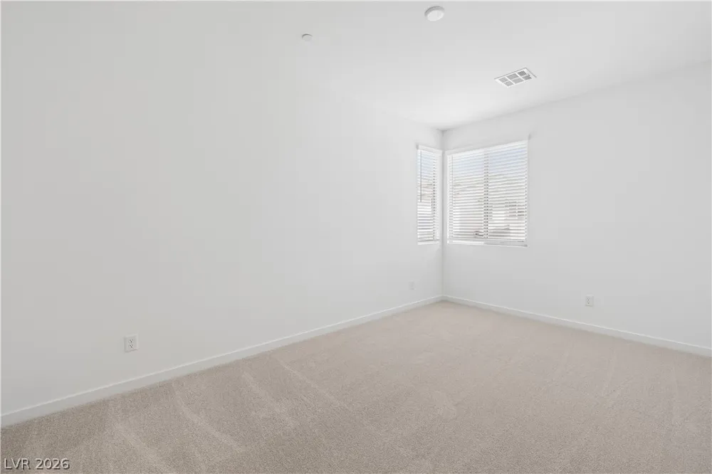 11977 Angle Cliff Avenue Las Vegas, NV 89138
