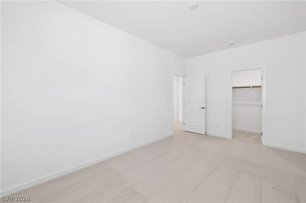 11977 Angle Cliff Avenue Las Vegas, NV 89138