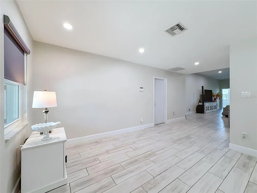 6835 GEORGIA AVENUE Bradenton, FL 34207