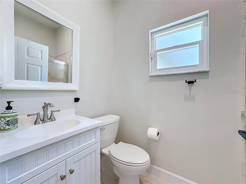 6835 GEORGIA AVENUE Bradenton, FL 34207