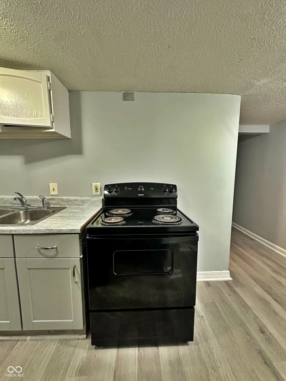 6262 Eastridge Drive #100 Indianapolis, IN 46219