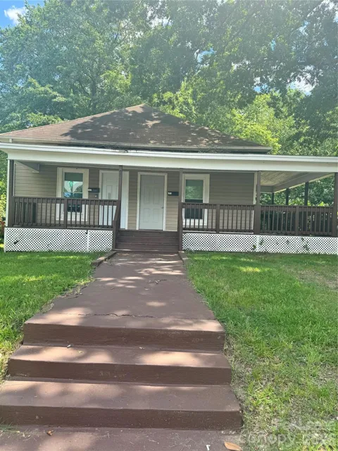 617 Pinoca Street