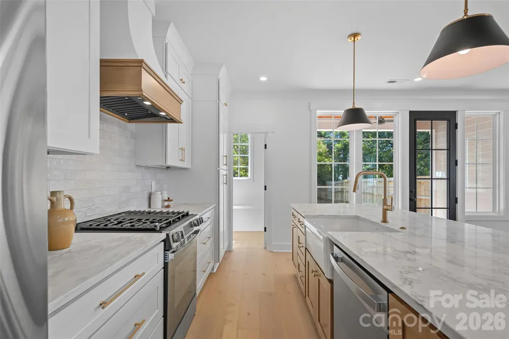 2900 Dogwood Avenue Charlotte, NC 28206
