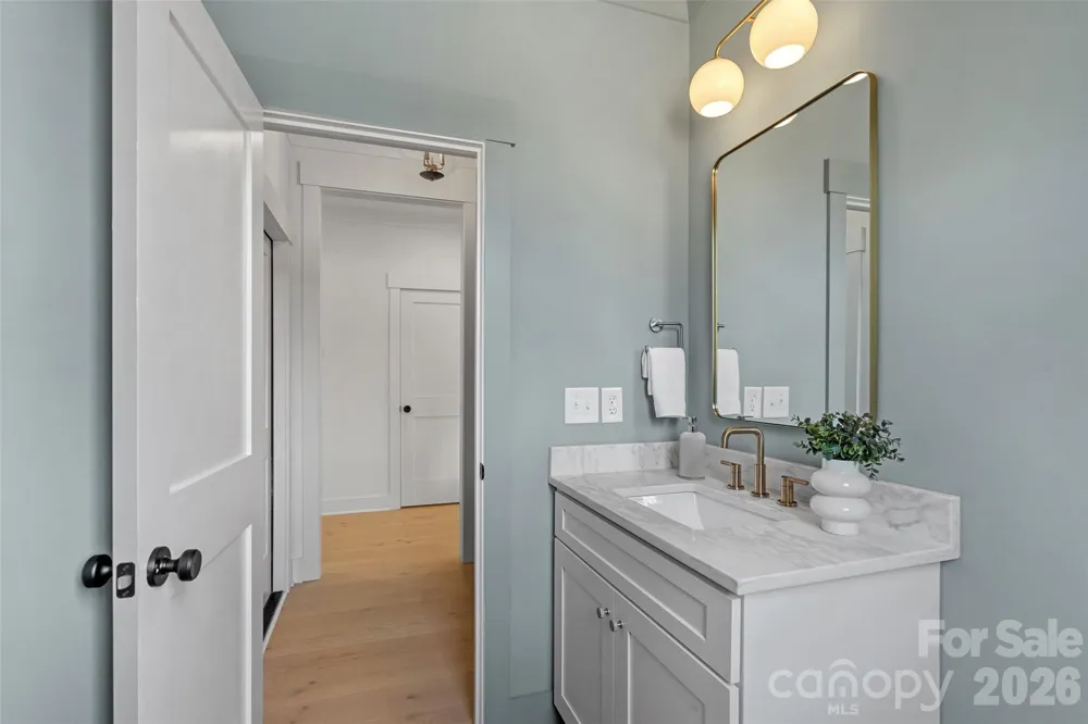 2900 Dogwood Avenue Charlotte, NC 28206