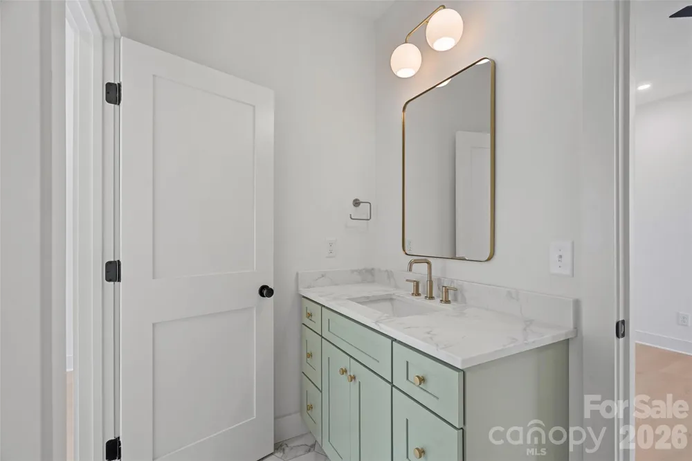 2900 Dogwood Avenue Charlotte, NC 28206