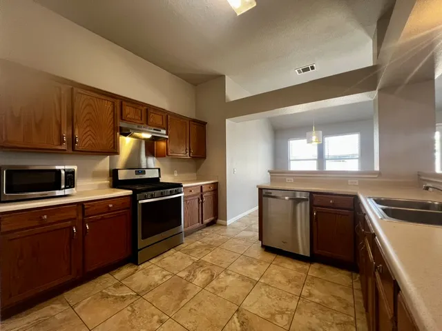 713 Ranchero Road Leander, TX 78641