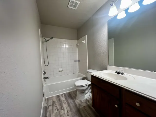 713 Ranchero Road Leander, TX 78641