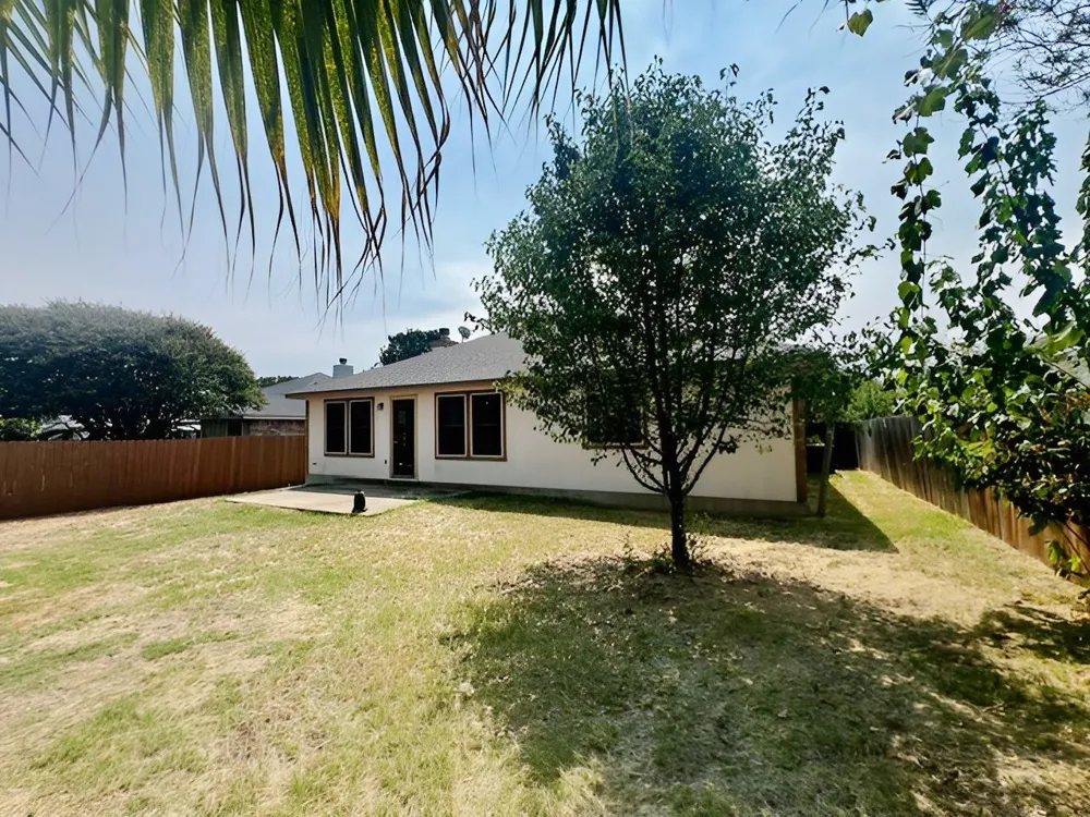 713 Ranchero Road Leander, TX 78641