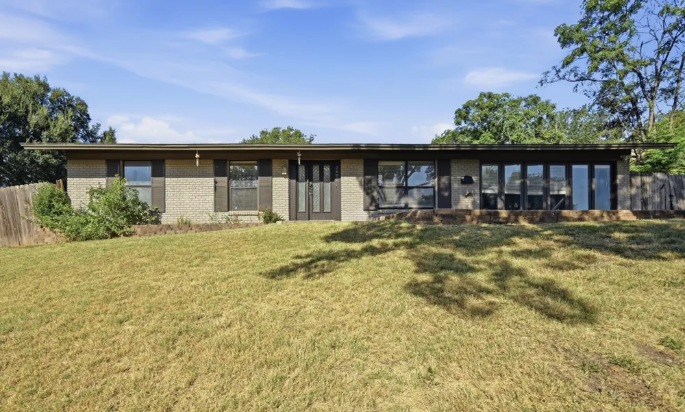 2600 Oakhaven Drive Austin, TX 78704