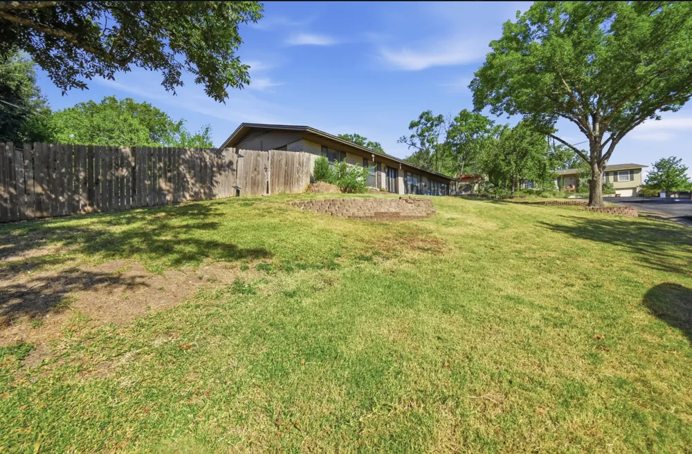 2600 Oakhaven Drive Austin, TX 78704