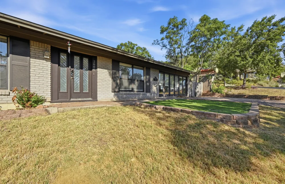 2600 Oakhaven Drive Austin, TX 78704
