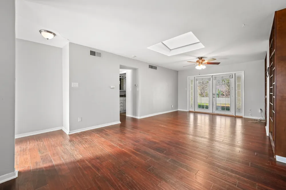 2600 Oakhaven Drive Austin, TX 78704