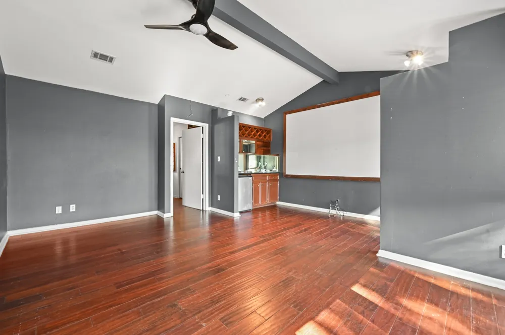 2600 Oakhaven Drive Austin, TX 78704