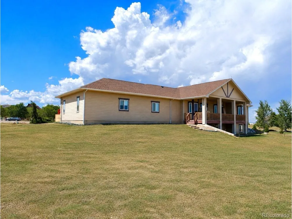 4803 Malibu Drive Berthoud, CO 80513