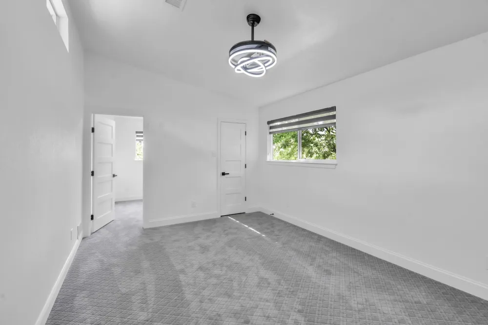 900 E Pioneer Circle Argyle, TX 76226