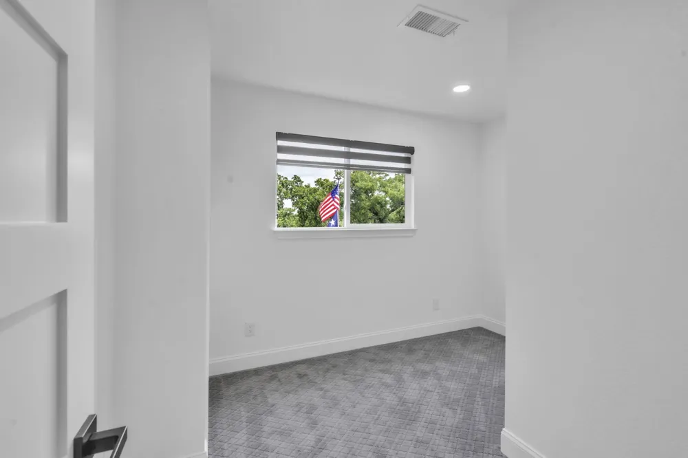 900 E Pioneer Circle Argyle, TX 76226