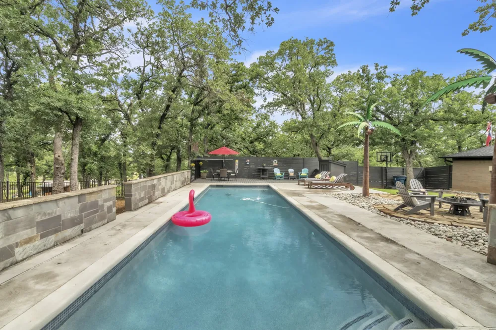 900 E Pioneer Circle Argyle, TX 76226