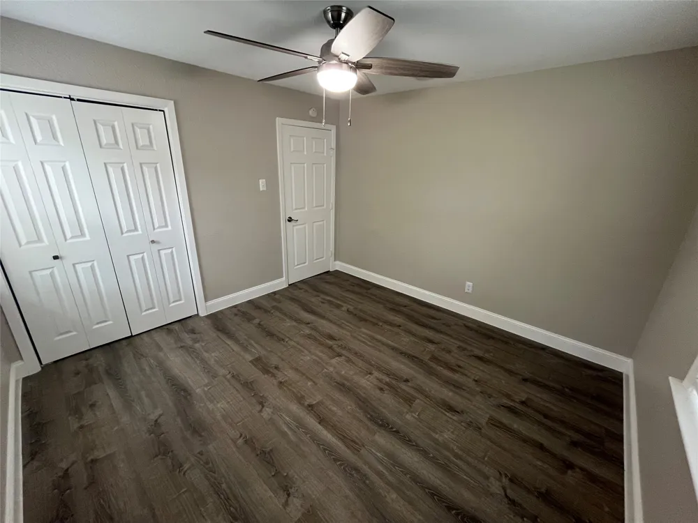 820 E Edith Street Irving, TX 75061