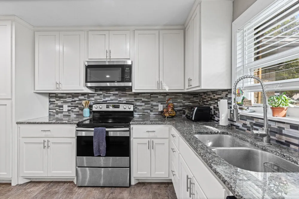 942 Longfellow Street Waco, TX 76710