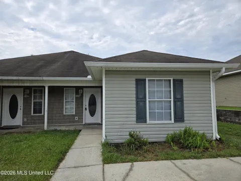 5492 Quail Creek Circle