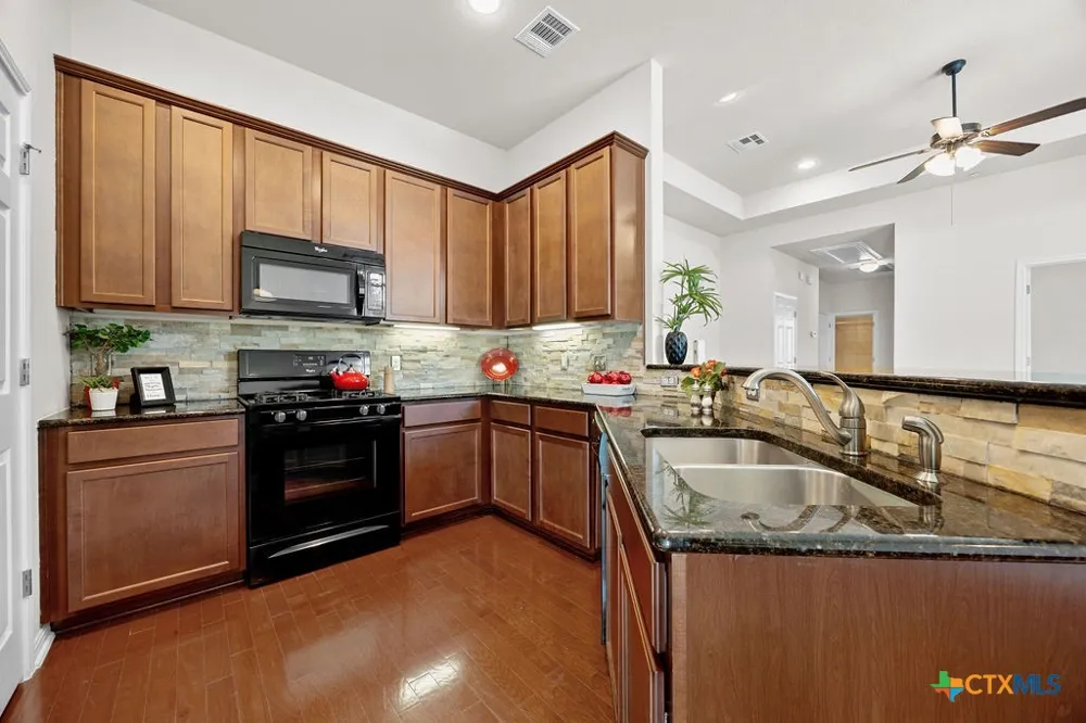 1900 Little Elm Trail #36 Cedar Park, TX 78613